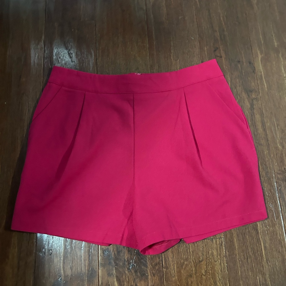 Women's pink Shorts